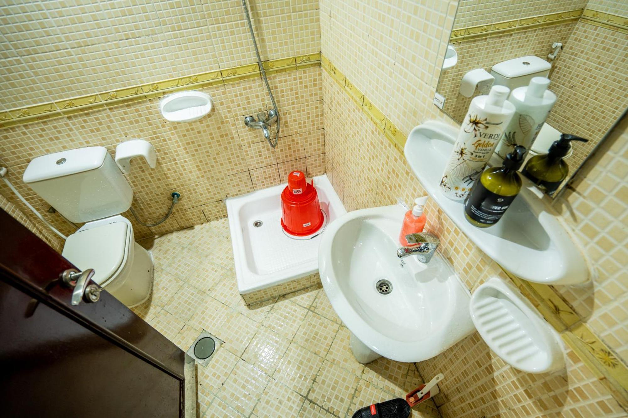 Séjour chez l'habitant Tourist Peaceful Family Me11apt Baith Al Jannah Llc