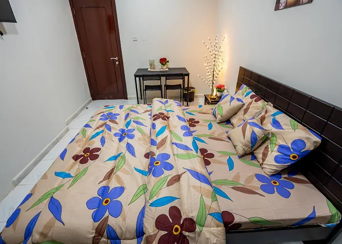 Tourist Peaceful Family Rooms Abu Dhabi Me11Apt Baith Al Jannah Llc