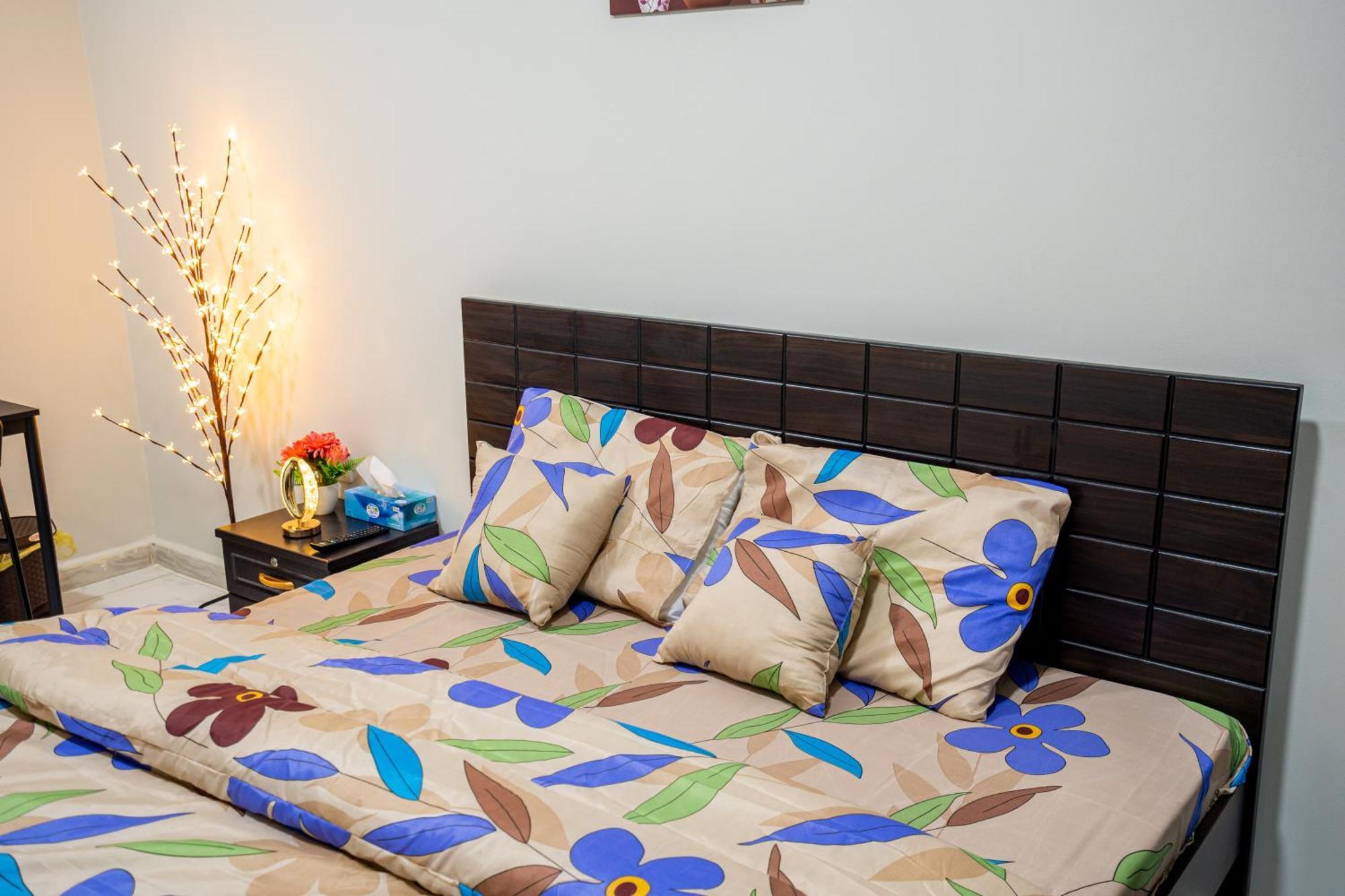 Tourist Peaceful Family Me11apt Baith Al Jannah Llc
