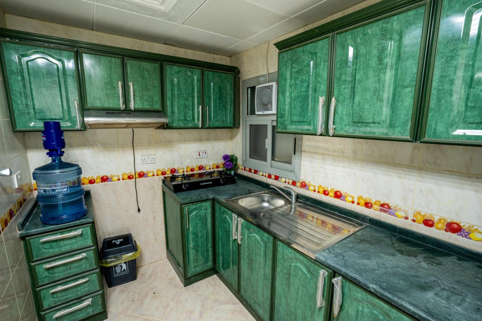 Hospedagem domiciliar Tourist Peaceful Family Me11apt Baith Al Jannah Llc *